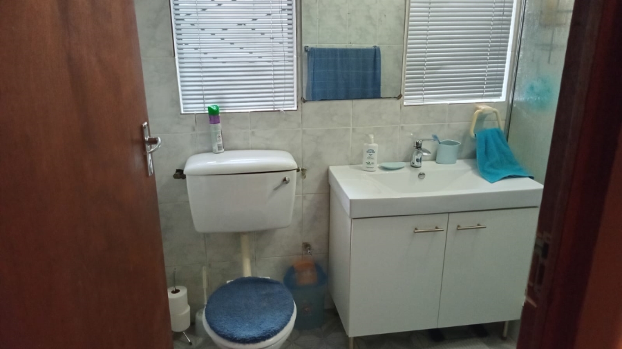 3 Bedroom Property for Sale in Athlone Western Cape